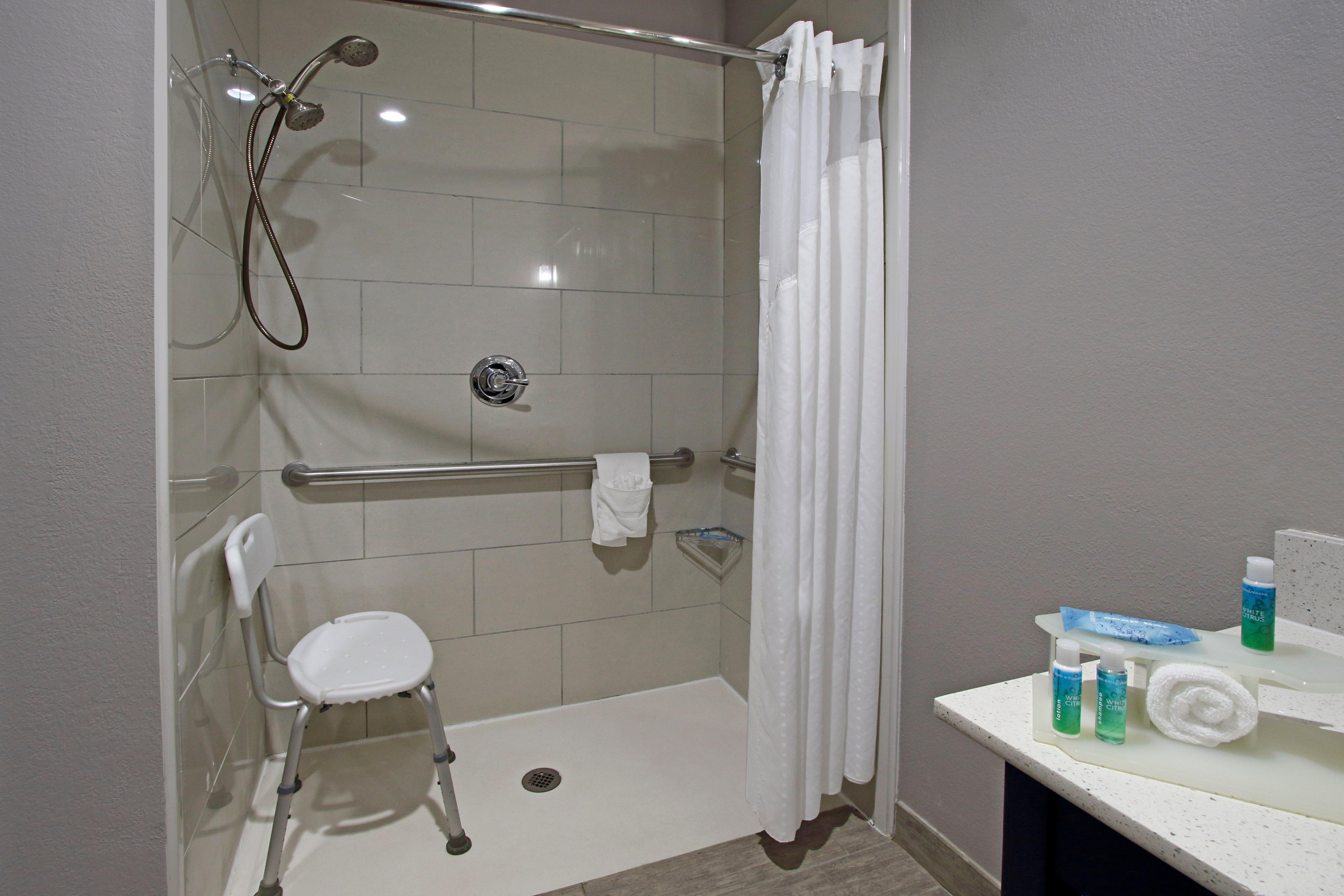 Holiday Inn Express And Suites Houston North - Iah Area By Ihg Buitenkant foto
