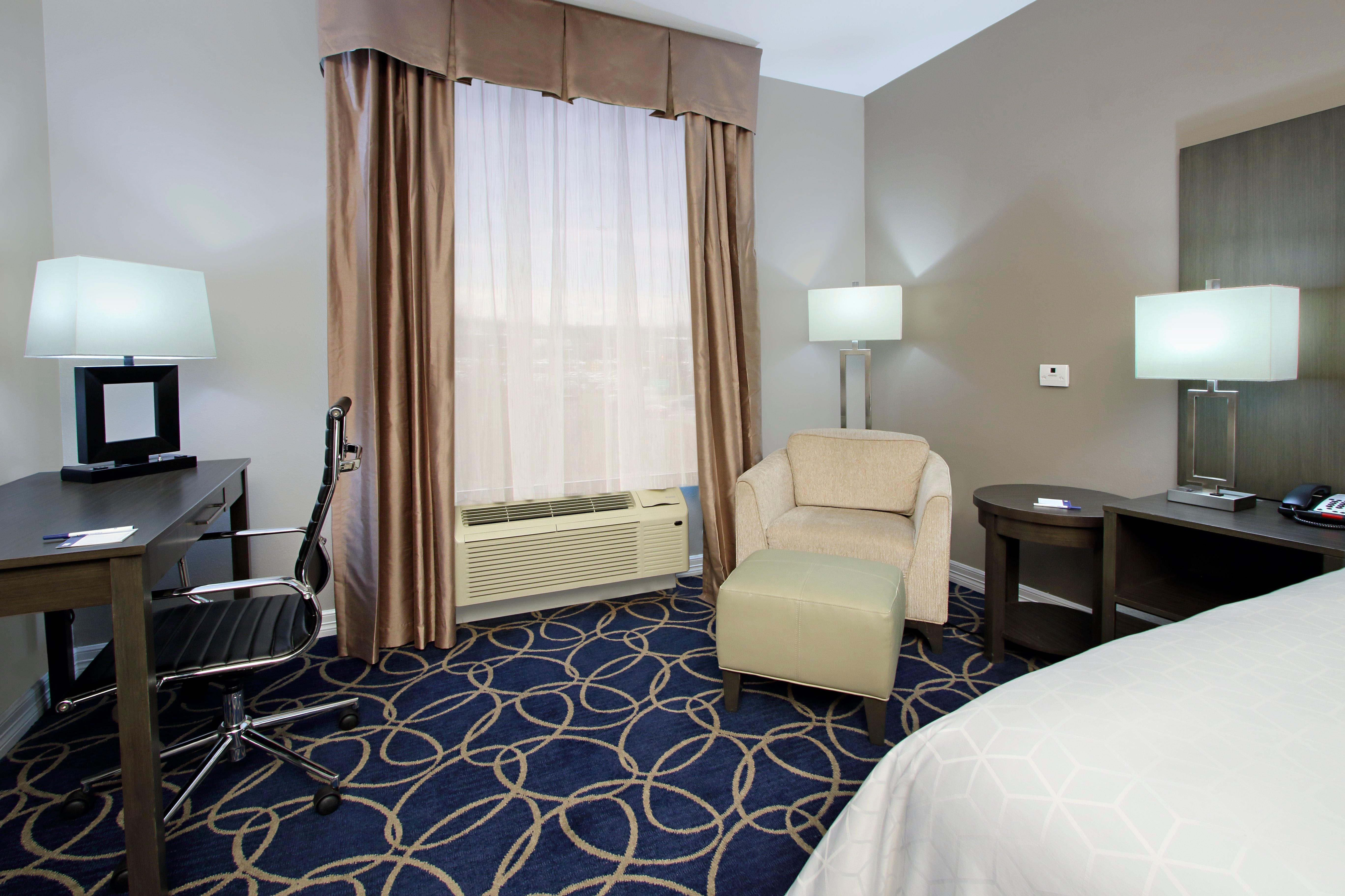 Holiday Inn Express And Suites Houston North - Iah Area By Ihg Buitenkant foto