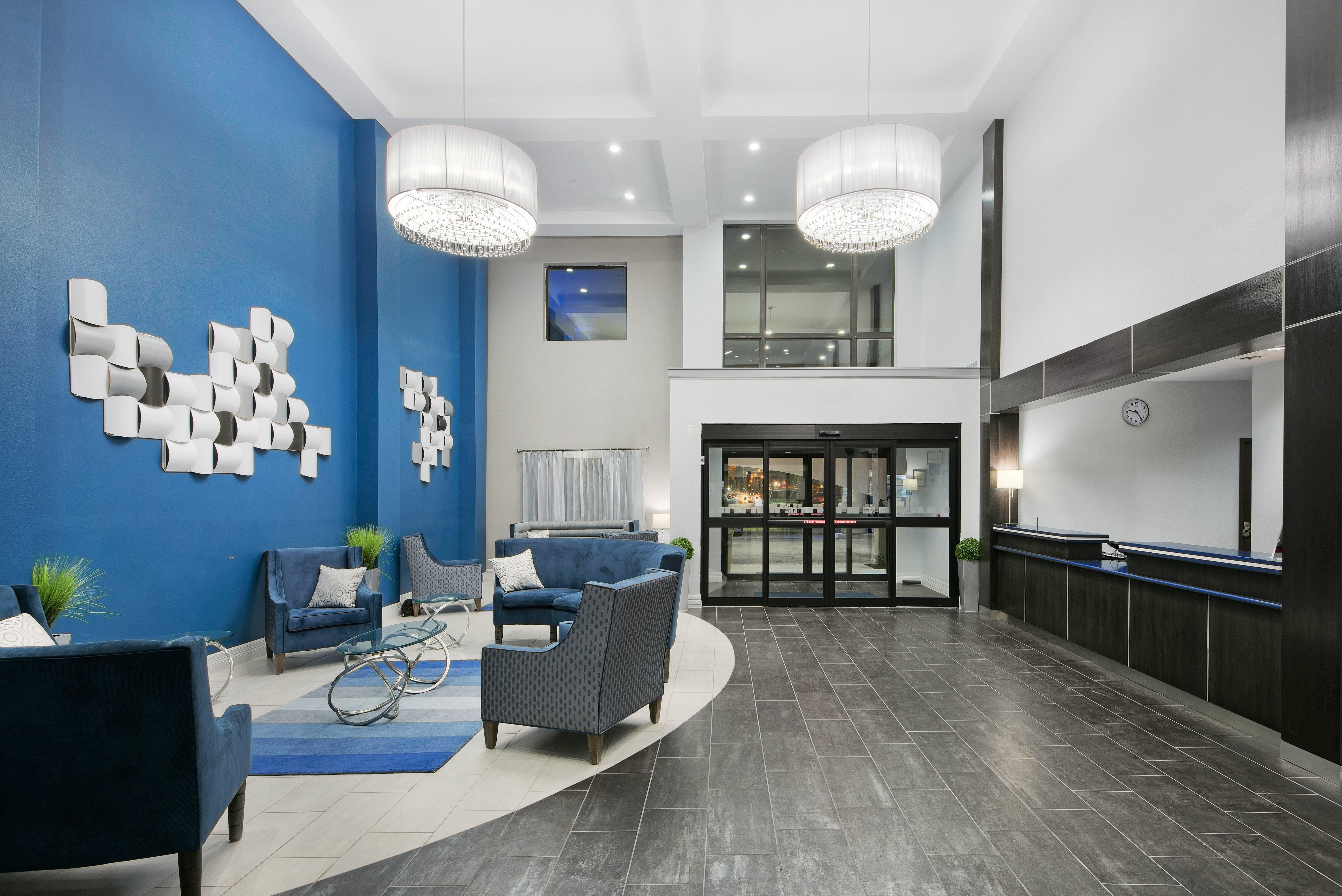 Holiday Inn Express And Suites Houston North - Iah Area By Ihg Buitenkant foto