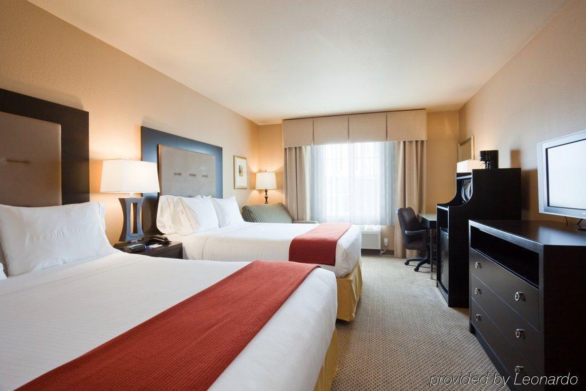 Holiday Inn Express And Suites Houston North - Iah Area By Ihg Buitenkant foto
