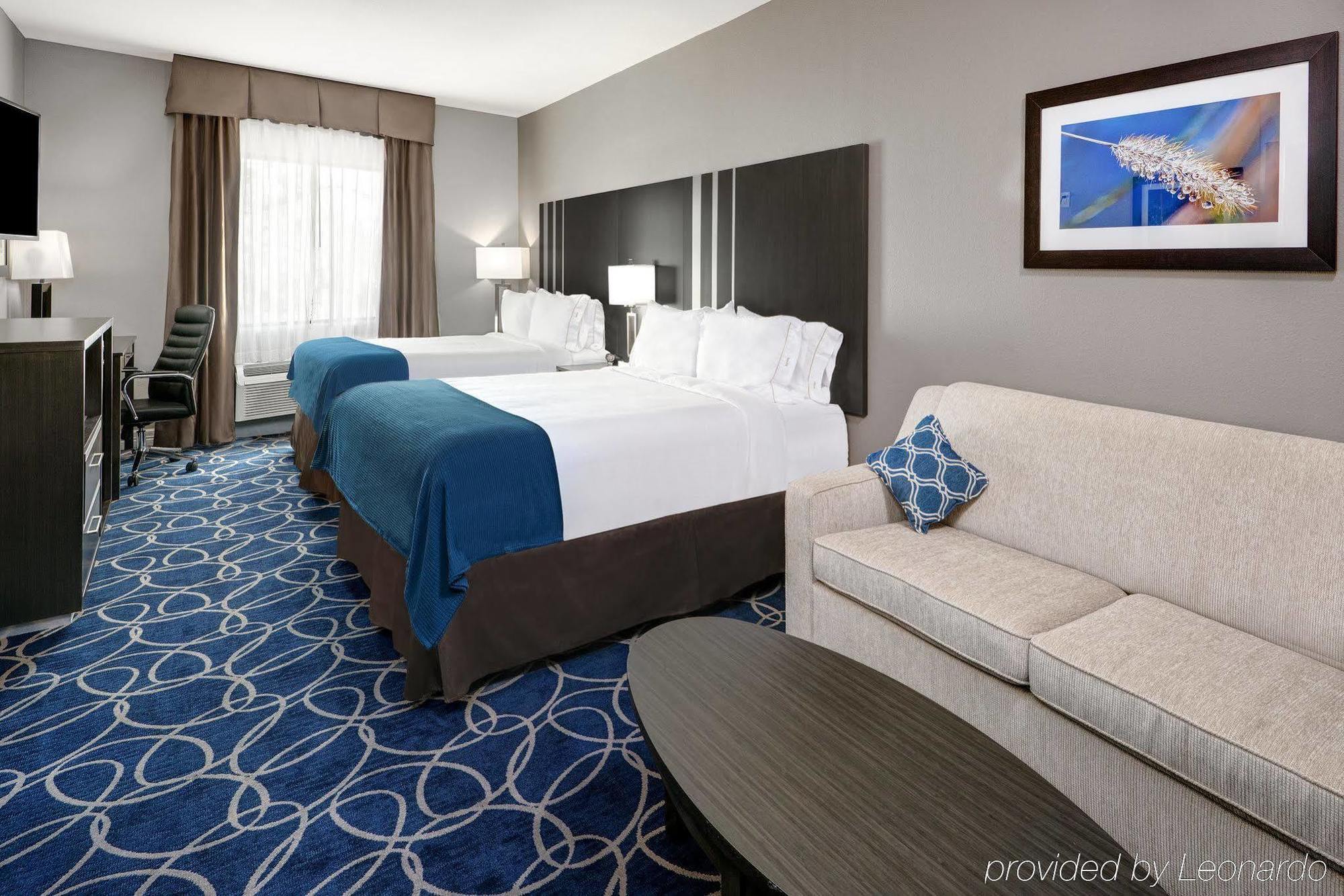 Holiday Inn Express And Suites Houston North - Iah Area By Ihg Buitenkant foto